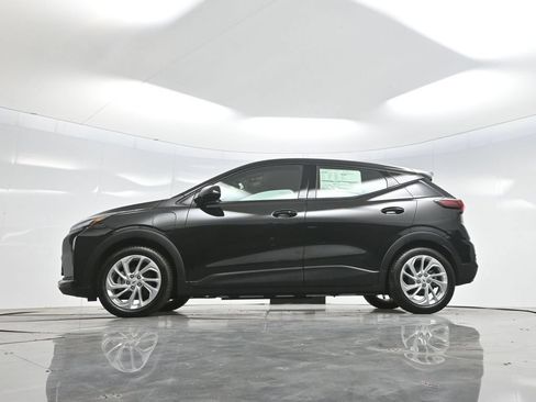 New 2027 Chevrolet Bolt LT w/ Comfort Package FWD image 7