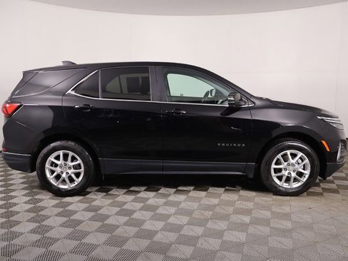 Used 2022 Chevrolet Equinox LT image 18