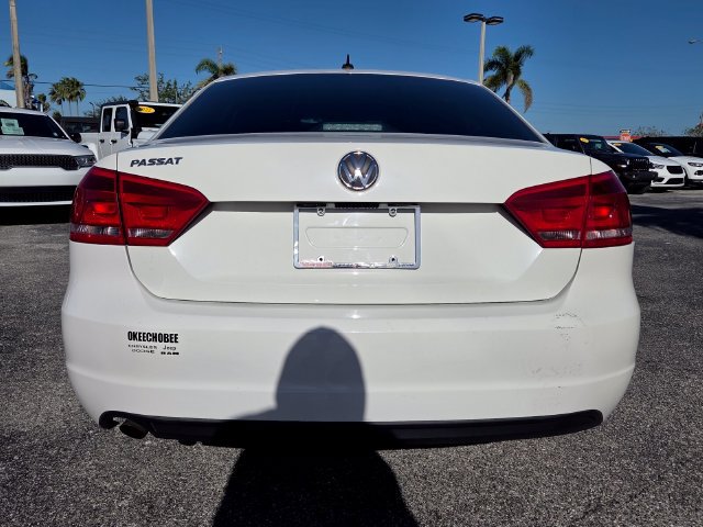 Used 2014 Volkswagen Passat 2.5 S FWD image 4
