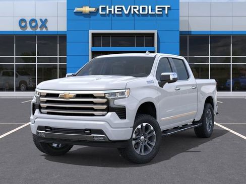New 2026 Chevrolet Silverado 1500 High Country w/ Technology Package AWD/4WD image 6