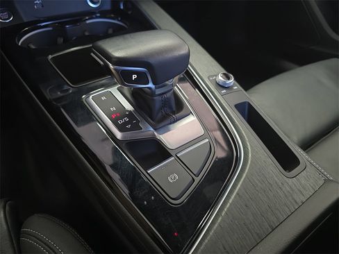 Used 2022 Audi A5 2.0T Premium image 22