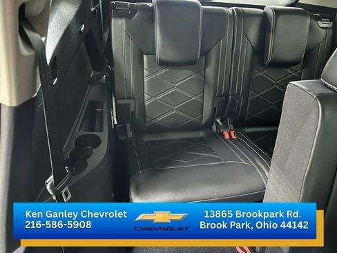 Used 2024 Volkswagen Atlas SE FWD image 21