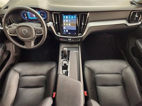 Used 2024 Volvo S60 B5 Core image 4