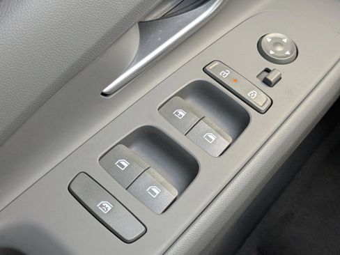 New 2025 Hyundai Elantra SE w/ Cargo Package FWD image 21