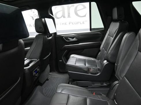 Used 2021 Chevrolet Tahoe RST w/ Luxury Package AWD/4WD image 25