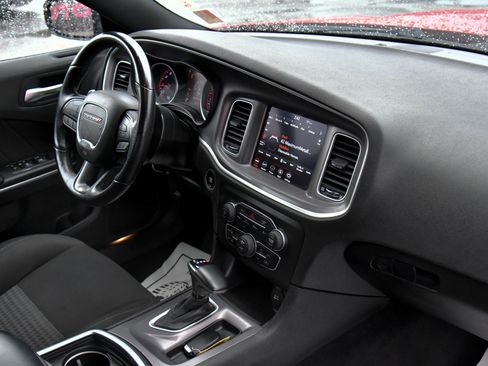 Used 2022 Dodge Charger GT image 37