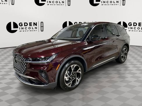 Used 2024 Lincoln Nautilus Premier w/ Equipment Group 102A image 1