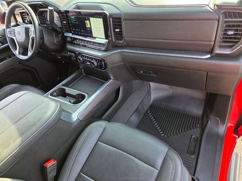 Used 2024 Chevrolet Silverado 2500 LTZ w/ LTZ Plus Package image 17