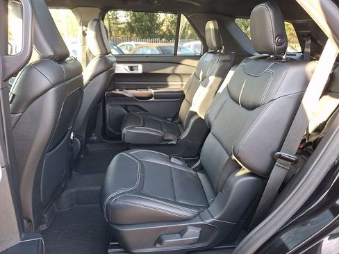 Used 2020 Ford Explorer ST w/ ST Street Pack image 8