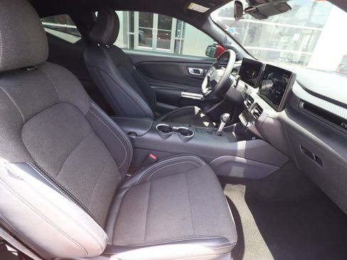 Used 2024 Ford Mustang Coupe RWD image 12