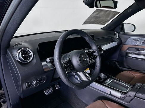 New 2026 Mercedes-Benz GLB 250 image 9