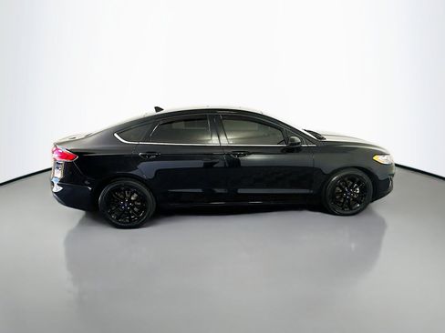 Used 2020 Ford Fusion SE FWD image 8