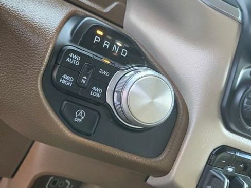Used 2021 RAM 1500 Laramie AWD/4WD image 16