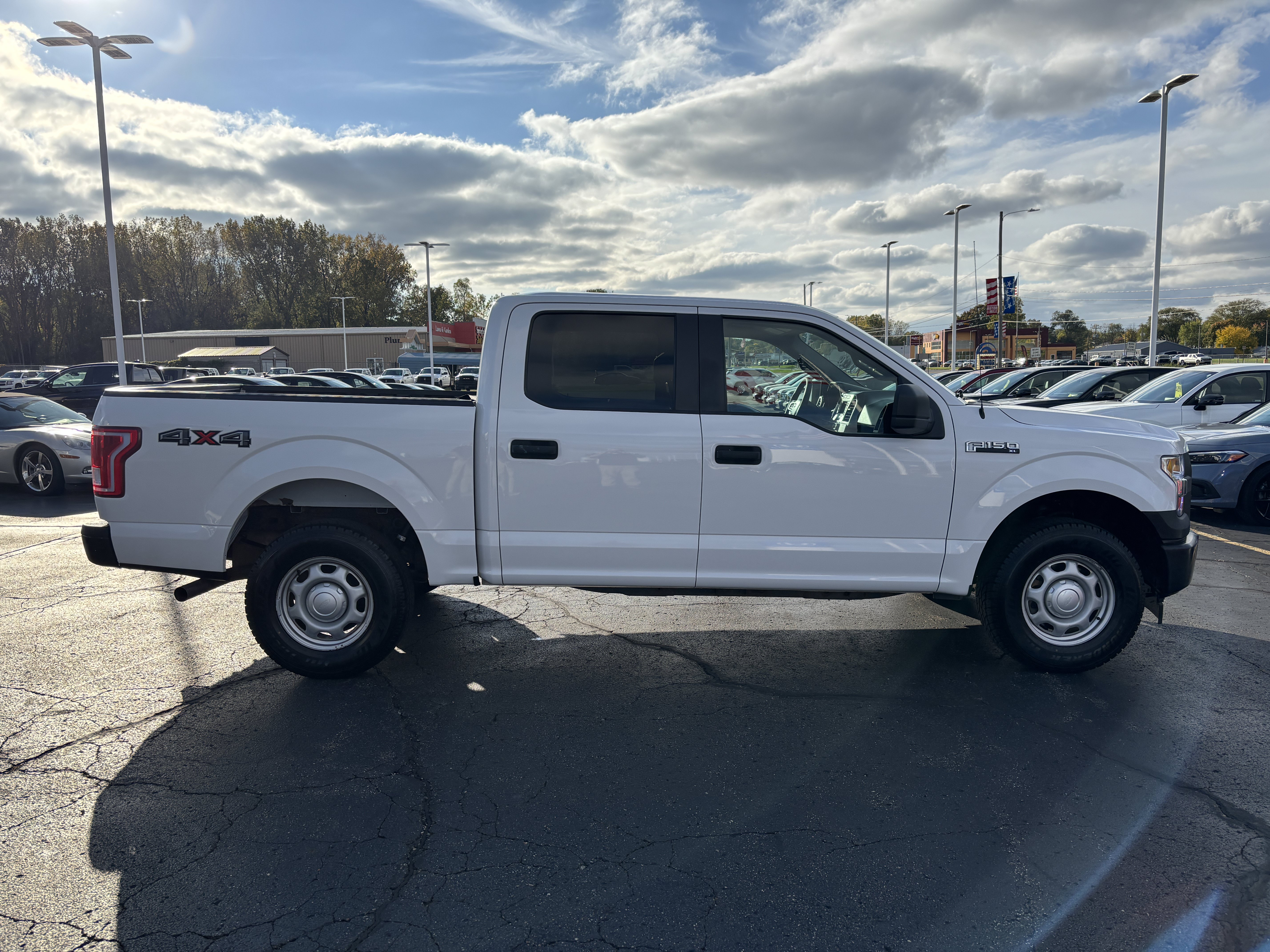 Used 2017 Ford F150 XL w/ XL Power Equipment Group AWD/4WD image 5