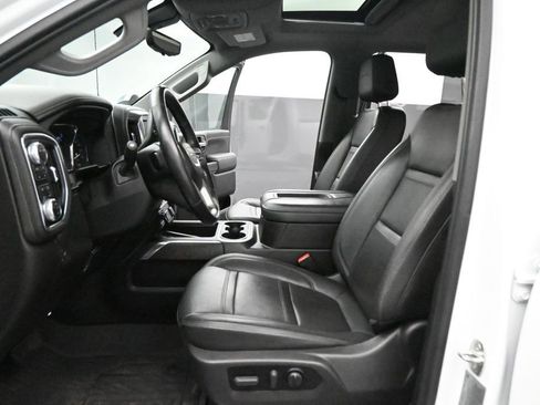 Used 2022 GMC Sierra 3500 Denali w/ Denali Ultimate Package AWD/4WD image 7
