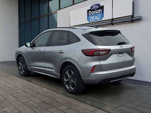 Used 2024 Ford Escape ST-Line w/ Tech Pack #1 AWD/4WD image 5