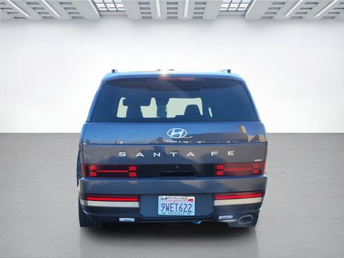 Used 2025 Hyundai Santa Fe Limited image 5