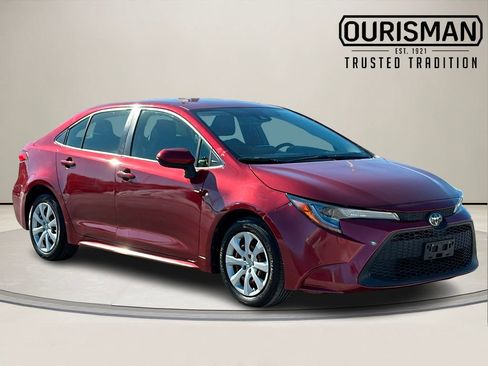 Used 2022 Toyota Corolla LE image 1