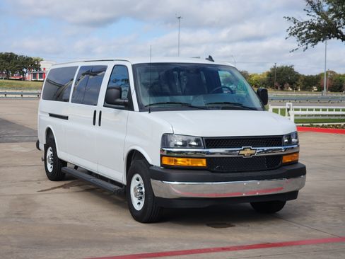 New 2025 Chevrolet Express 3500 LT w/ LT Preferred Equipment Group image 2