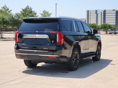 Used 2024 GMC Yukon SLT w/ SLT Luxury Package RWD image 5