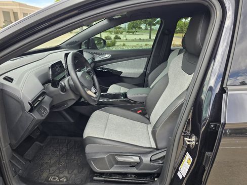 Used 2024 Volkswagen ID.4 Pro AWD/4WD image 13