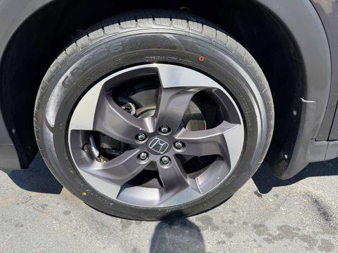 Used 2018 Honda HR-V EX-L image 8