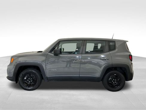 Used 2022 Jeep Renegade Sport image 2