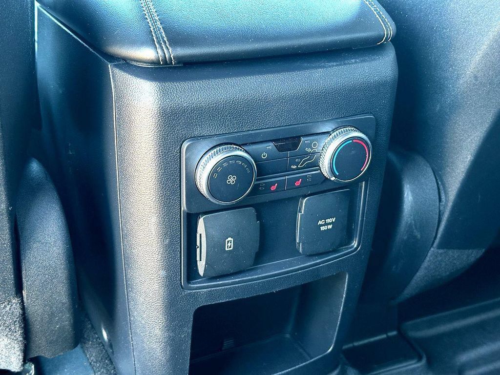 Used 2020 Ford Explorer Limited RWD image 22