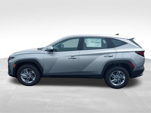 New 2026 Hyundai Tucson SE AWD/4WD image 2