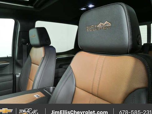 New 2026 Chevrolet Silverado 1500 High Country AWD/4WD image 5