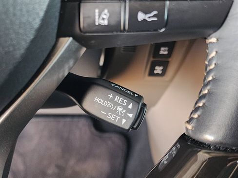 Used 2023 Lexus GX 460 Premium image 40