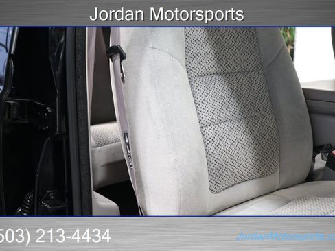 Used 2001 Ford F350 XLT image 75