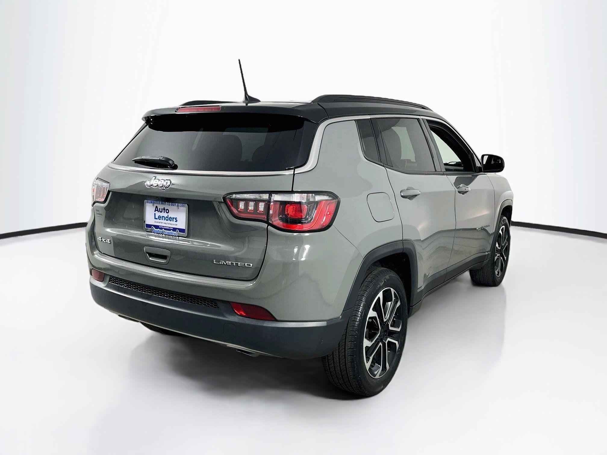 Used 2023 Jeep Compass Limited AWD/4WD image 5
