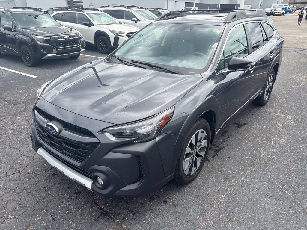 Certified 2024 Subaru Outback Limited AWD/4WD image 3