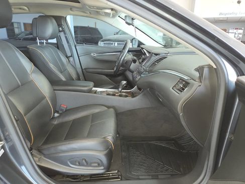 Used 2014 Chevrolet Impala LTZ FWD image 30