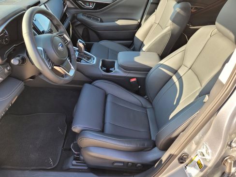 New 2025 Subaru Outback Limited image 3