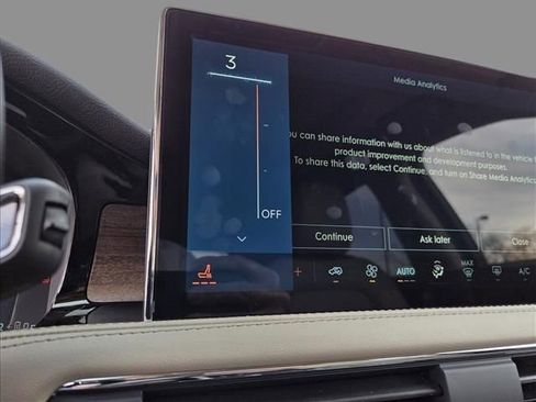 New 2026 Lincoln Corsair Grand Touring w/ Rear Removable Package Tray image 9