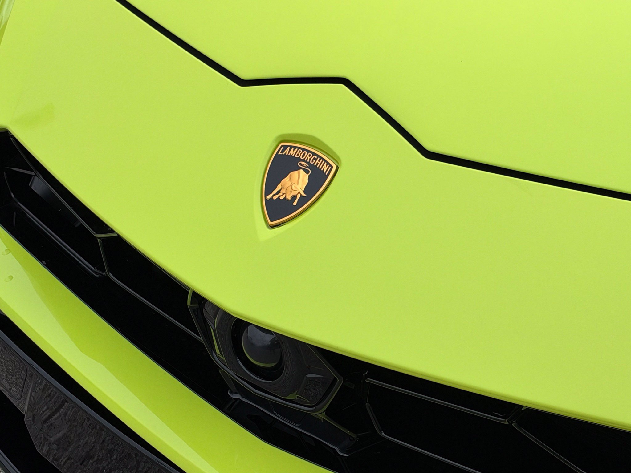 Used 2022 Lamborghini Urus AWD/4WD image 13