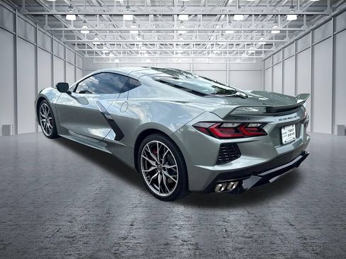 Used 2023 Chevrolet Corvette Stingray Preferred Cpe w/ Z51 Performance Package RWD image 5