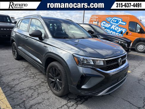 Used 2022 Volkswagen Taos S image 1