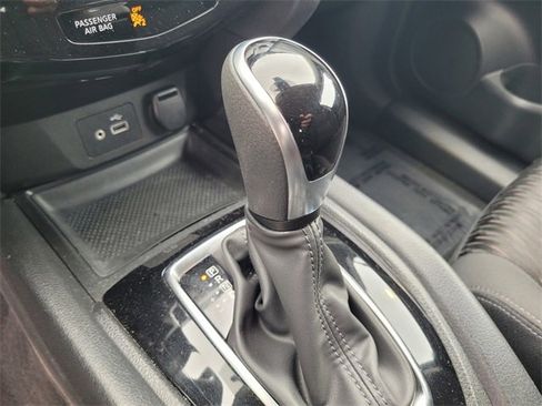 Used 2020 Nissan Rogue S image 20