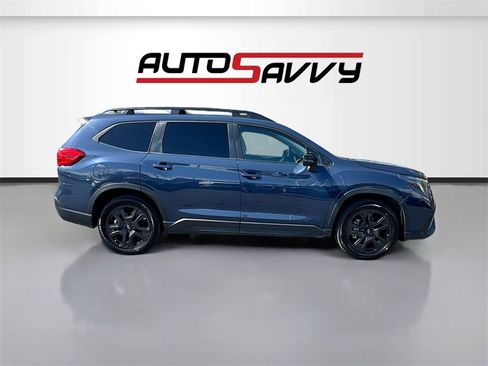 Used 2023 Subaru Ascent Onyx Edition image 8