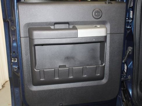 Used 2015 Ford F350 Lariat image 16