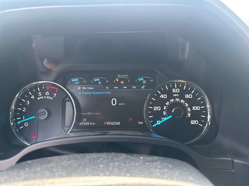 Used 2020 Ford F150 Lariat w/ Equipment Group 502A Luxury AWD/4WD image 12