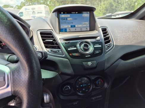 Used 2016 Ford Fiesta ST FWD image 12