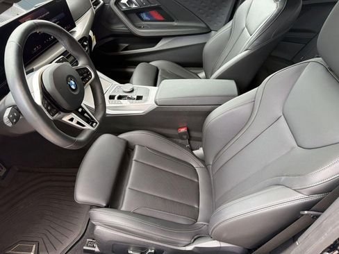 Used 2025 BMW 230i Coupe w/ M Sport Package RWD image 4