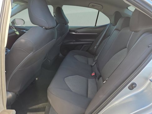 Used 2024 Toyota Camry LE image 28