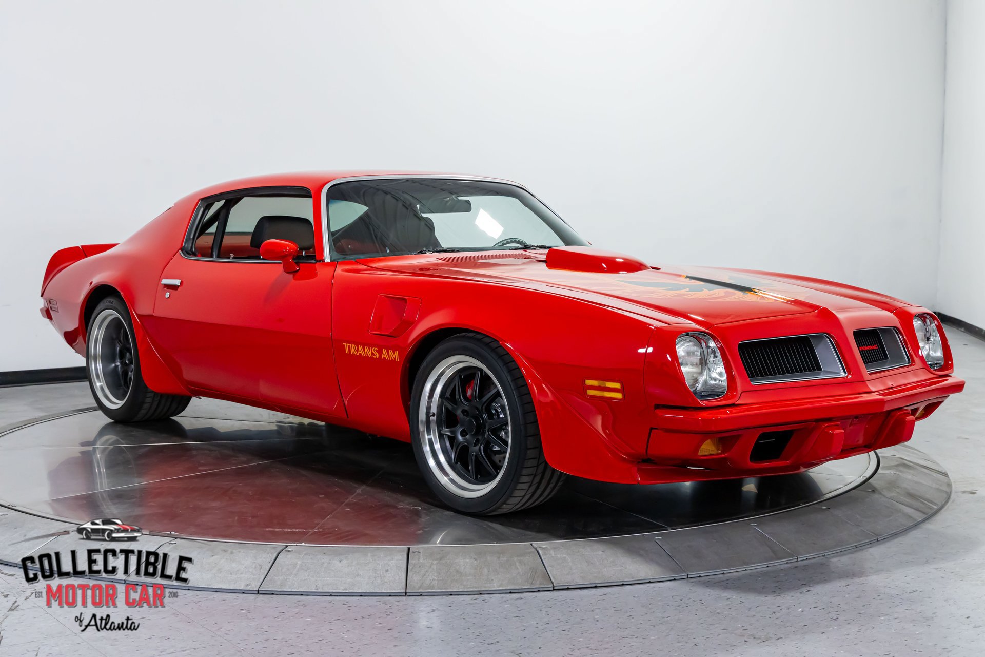 Used 2013 Chevrolet Camaro SS w/ SS Performance Package RWD image 25