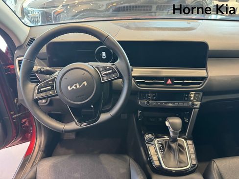 New 2026 Kia Seltos SX AWD/4WD image 14