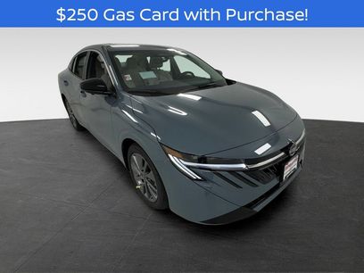 New 2026 Nissan Sentra SL w/ Floor Mat Package